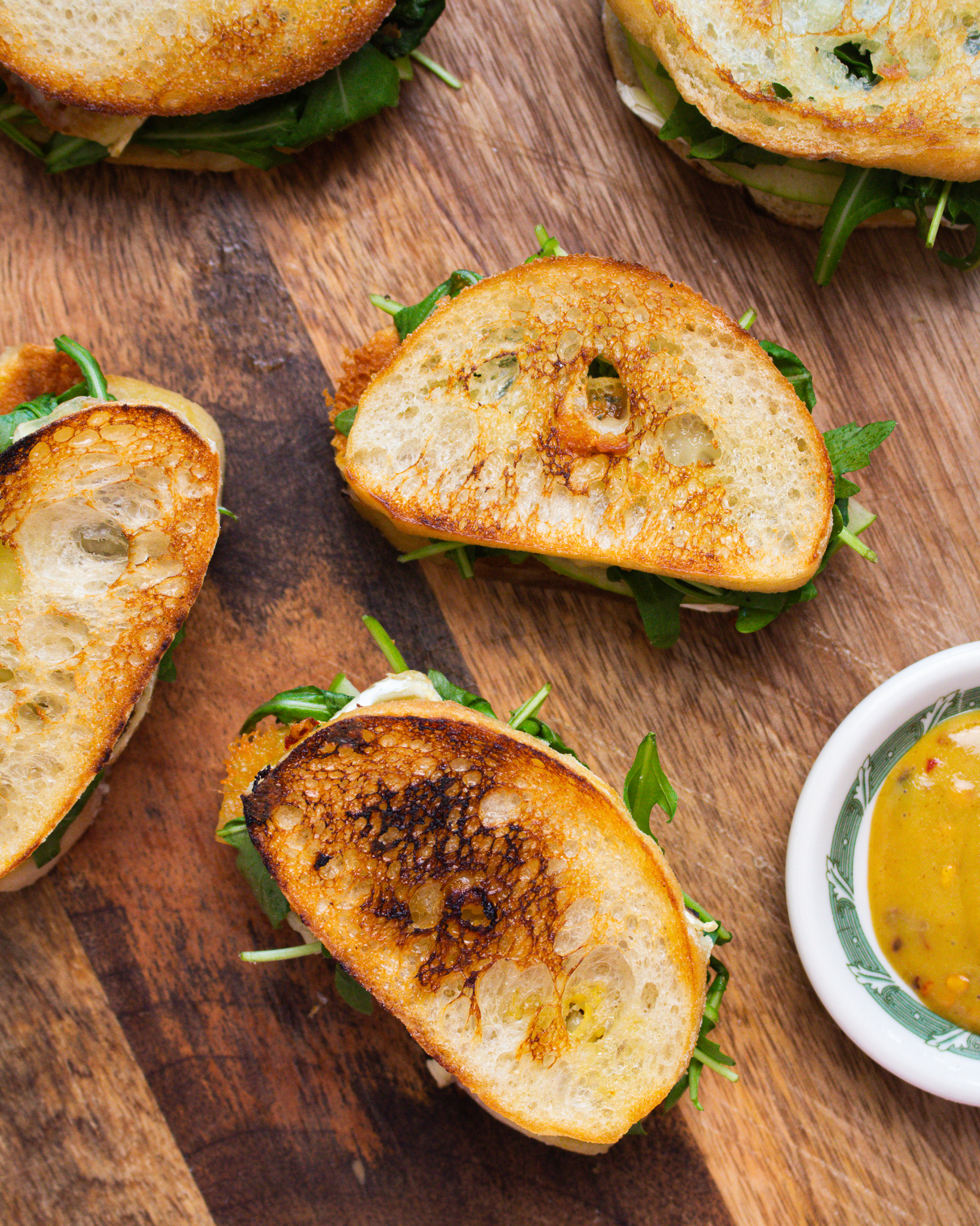 Grilled Brie Sandwiches