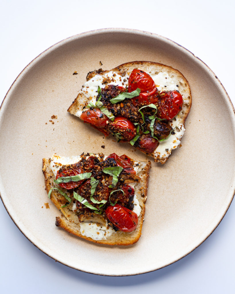 Chicago Style Deep Dish Pizza Toast
