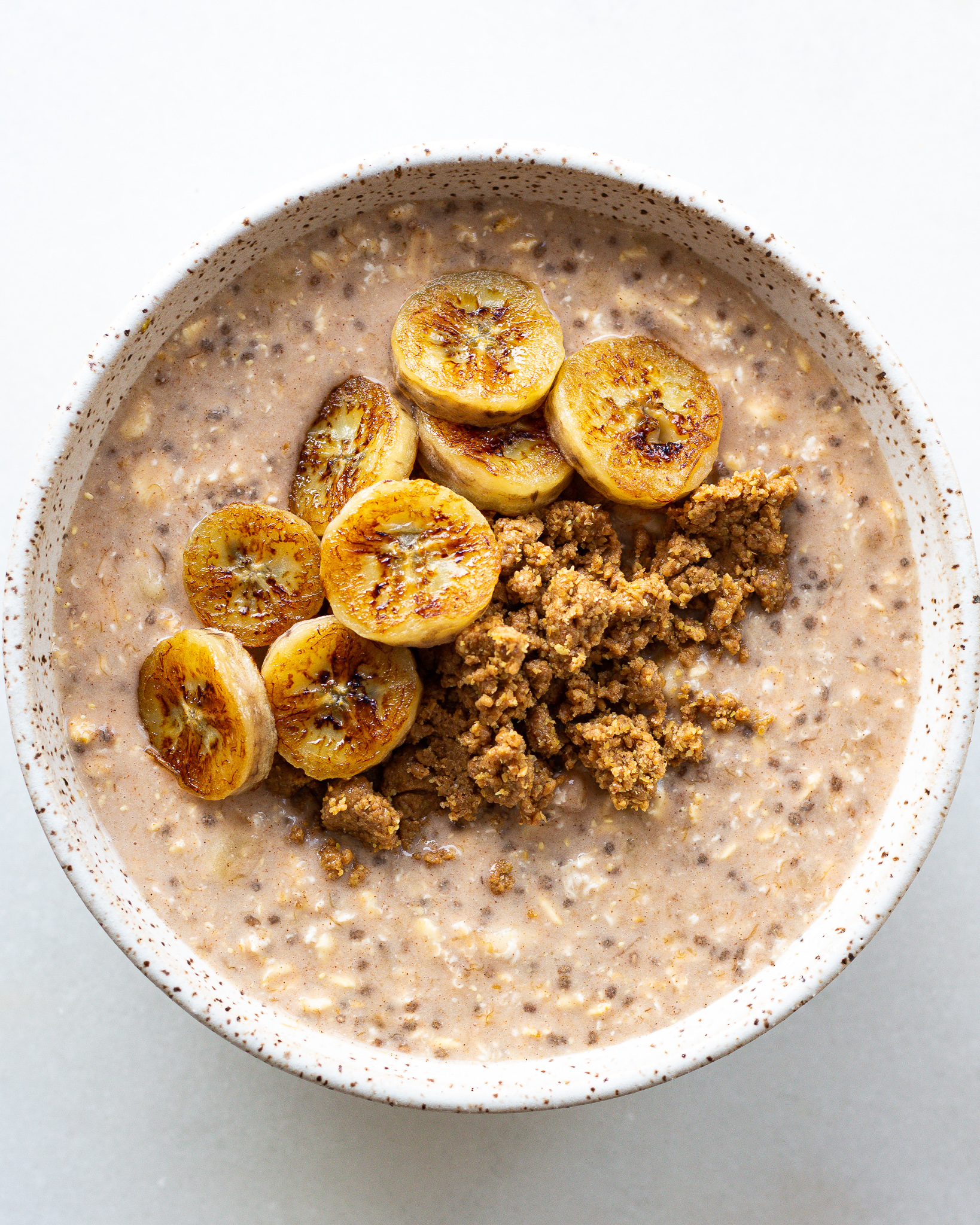 Bananas Foster Overnight Oats