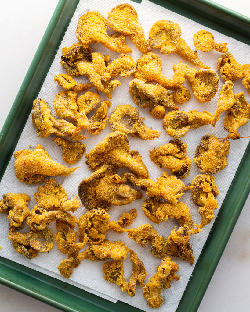 crispy cornmeal mushrooms