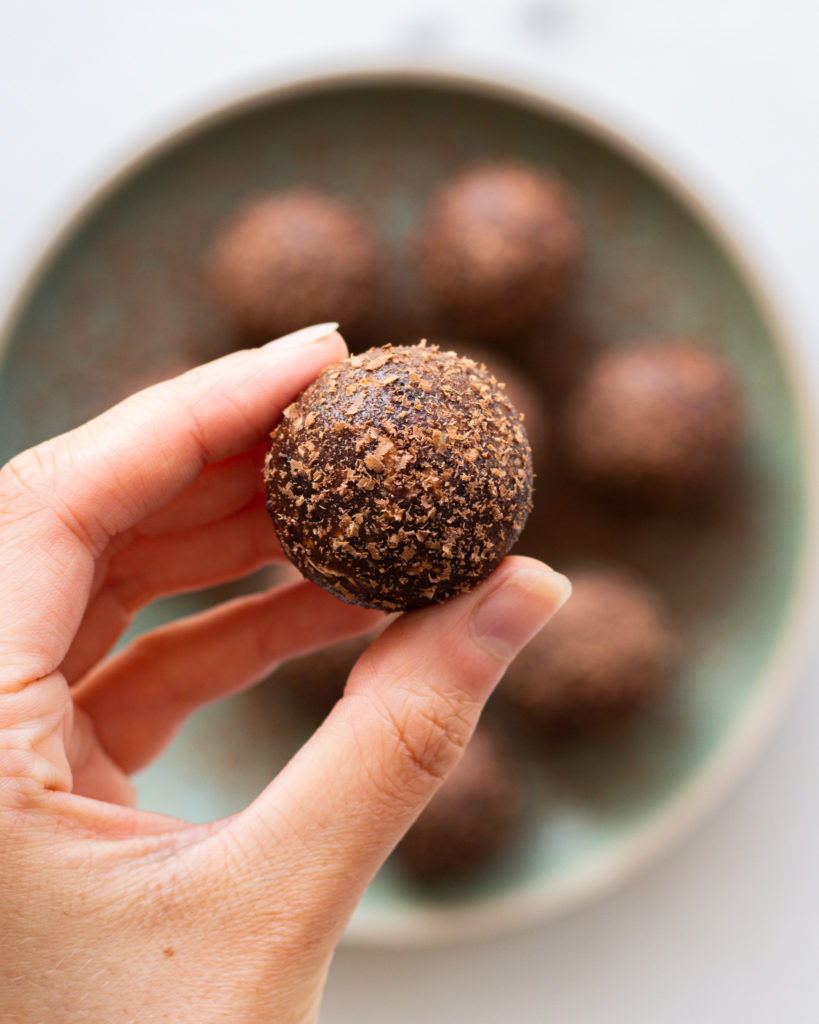 Finished Cacao & Walnut Fudge Balls