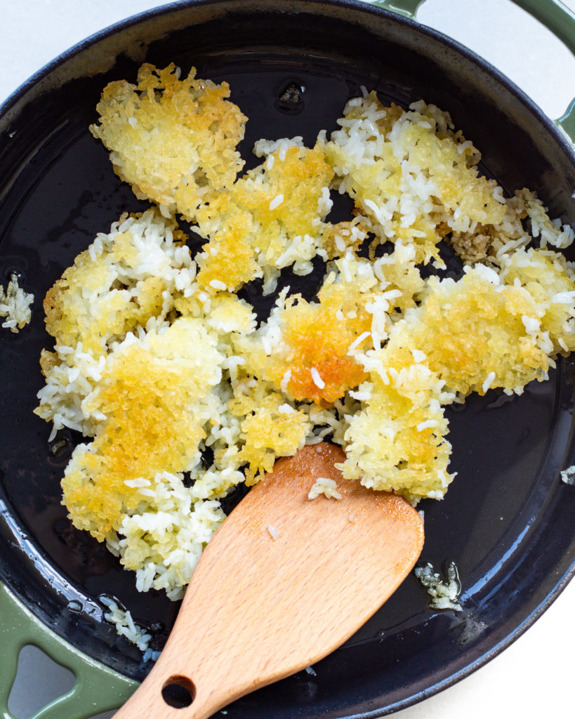 Crispy rice in pan