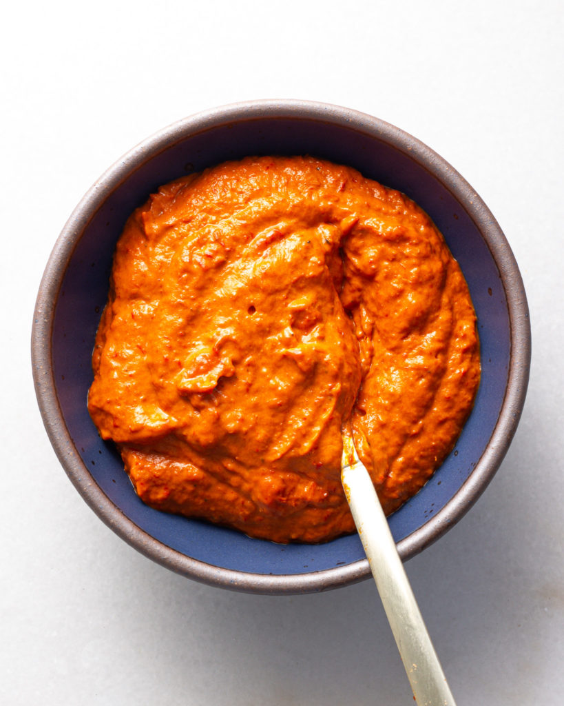 Sun-dried tomato spread
