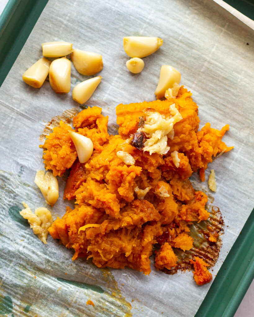 Roasted and mashed squash and garlic