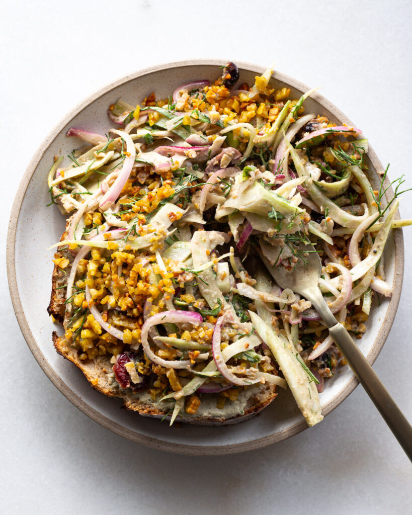 Finished fennel salad with tempeh. 