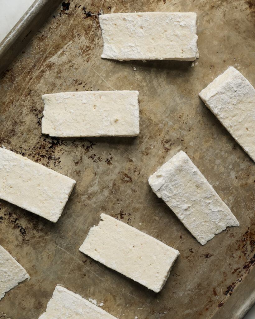 Vegan chicken wings coated in flour.