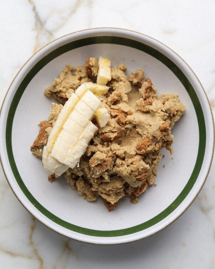 Gideon's Bakehouse cookie dough with banana and biscoff cookies.